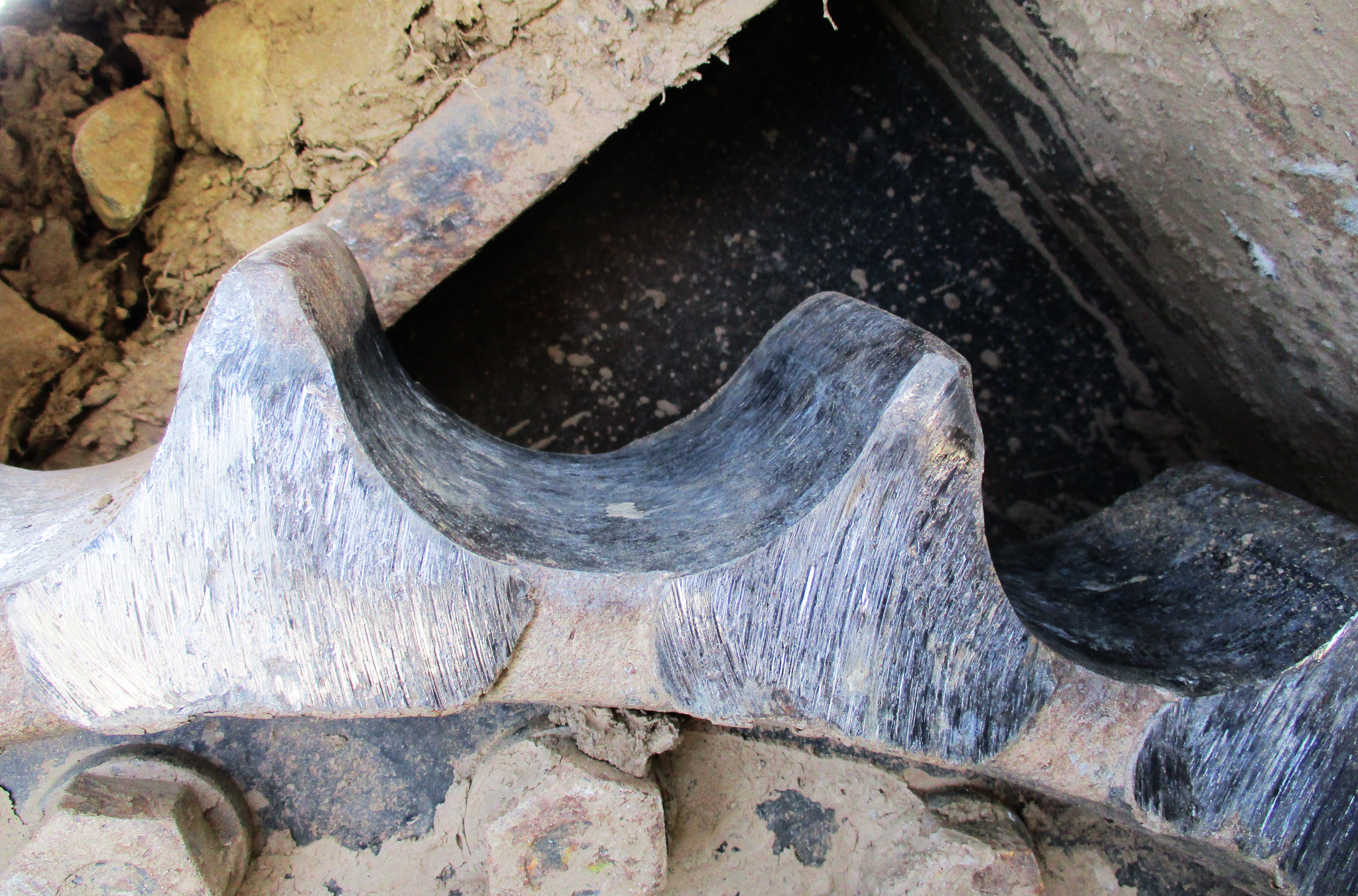 Reducing wear on the undercarriage [Part 1]